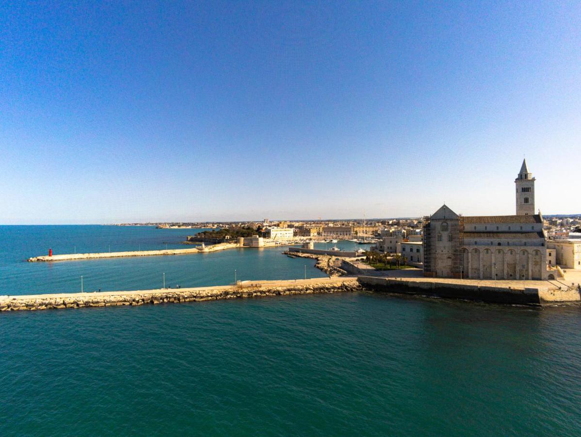 Angelina Cozy House Apartment Trani Exterior photo